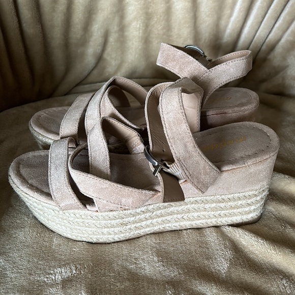 Steve Madden Women’s Charlette Platform Espadrille Sandals - Picture 3 of 7